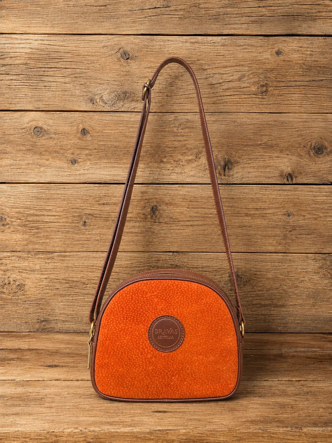 Cartera Martita en cuero de carpincho